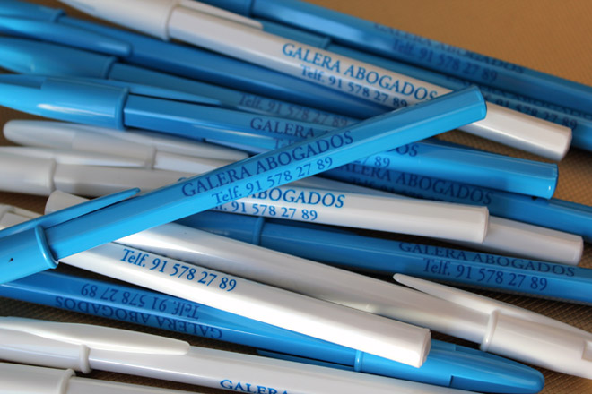 Bolígrafos Universal personalizados